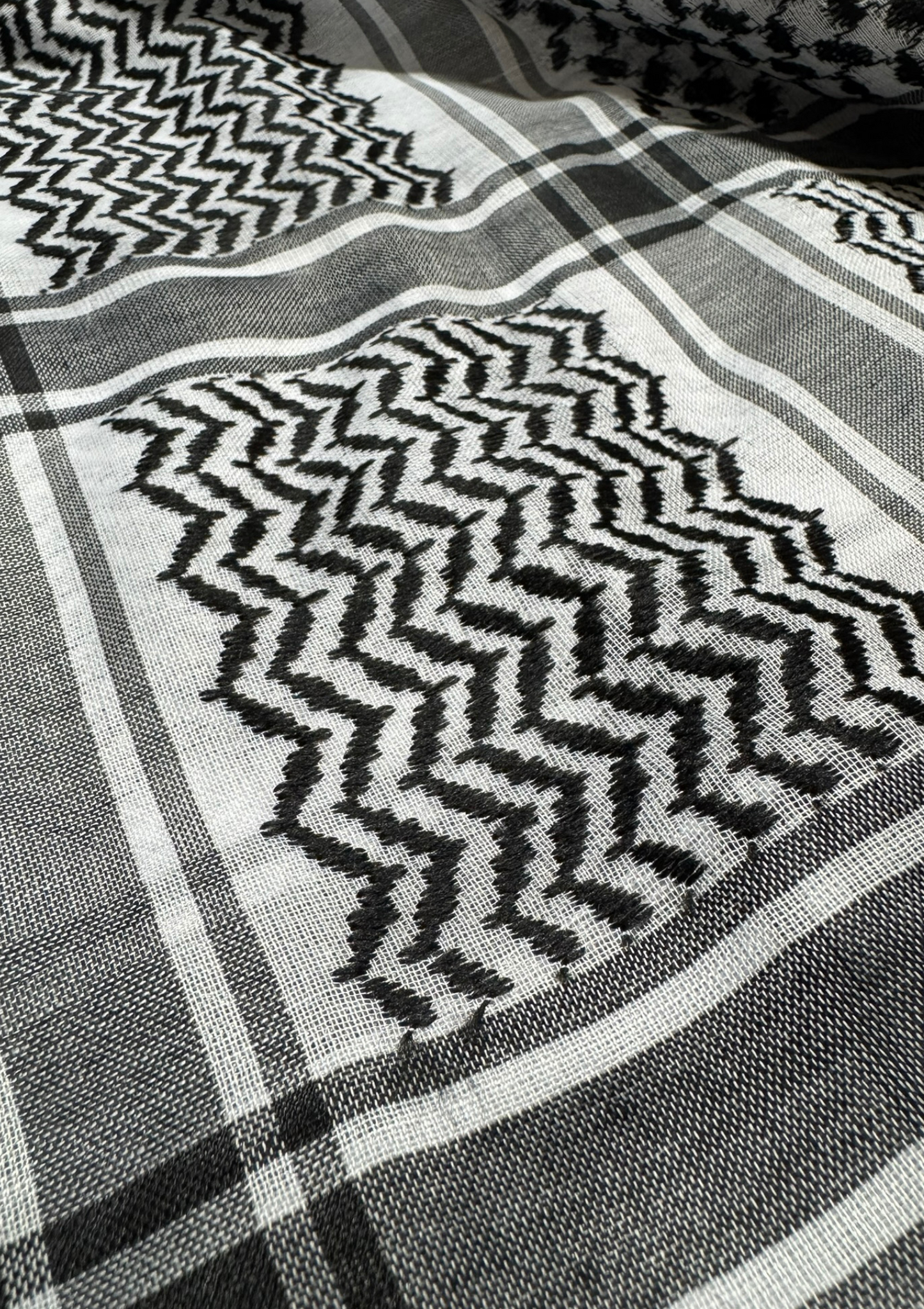 Black & White Kufiyya