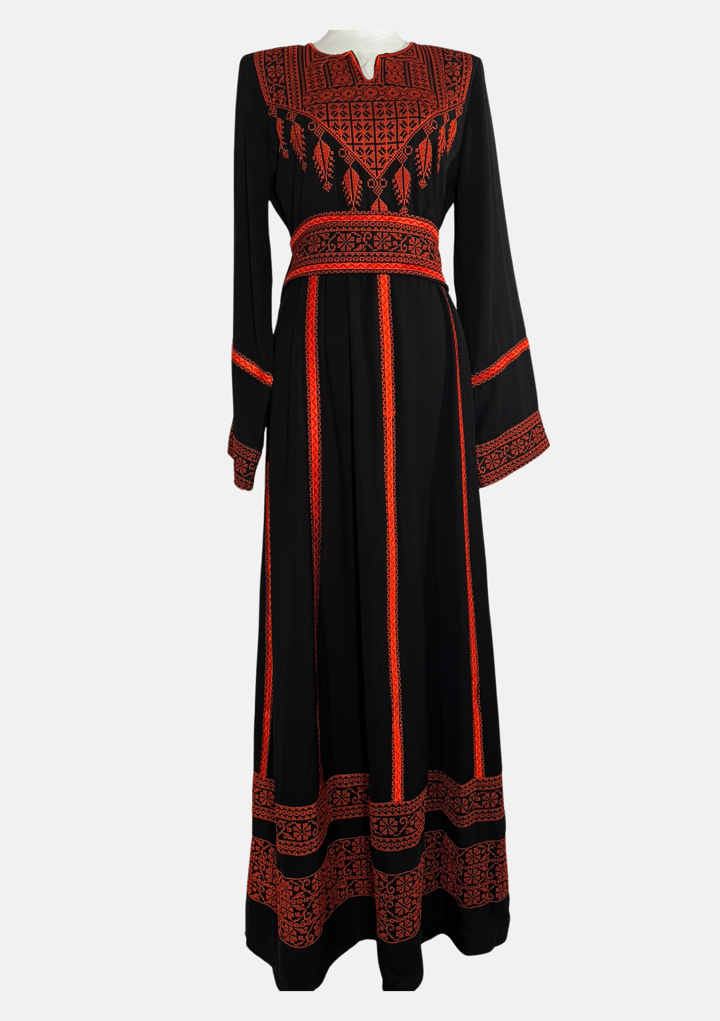 Warda Black & Red Embroidered Thobe